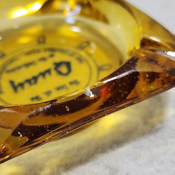 The Inn At The QUAY On The Columbian Vancouver Washington Amber 4 Notch Ashtray - Picture 2 of 6